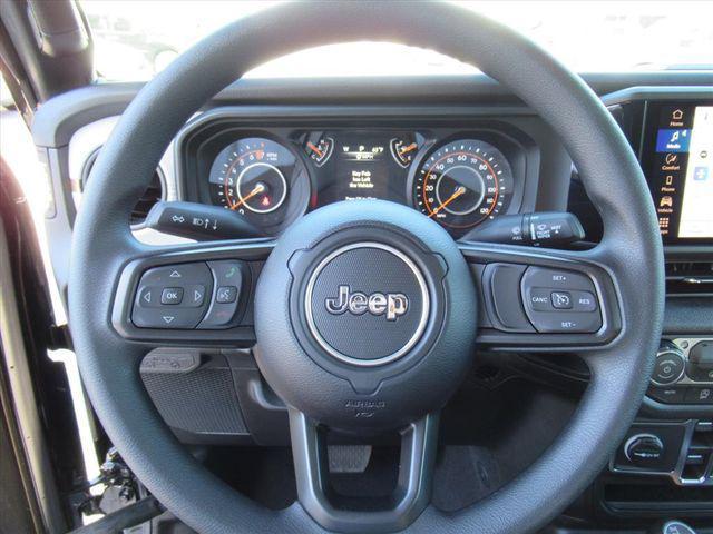 new 2026 Jeep Gladiator car, priced at $35,676