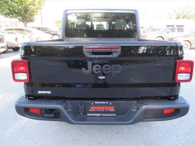 new 2026 Jeep Gladiator car, priced at $35,676