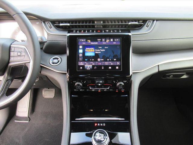 new 2025 Jeep Grand Cherokee L car, priced at $33,144