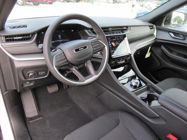 new 2025 Jeep Grand Cherokee L car, priced at $33,144