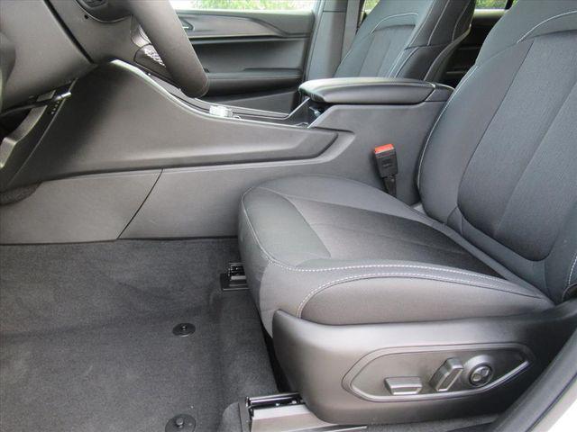 new 2025 Jeep Grand Cherokee L car, priced at $33,144