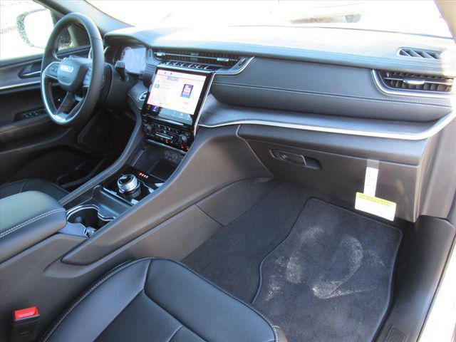 new 2025 Jeep Grand Cherokee L car, priced at $40,135