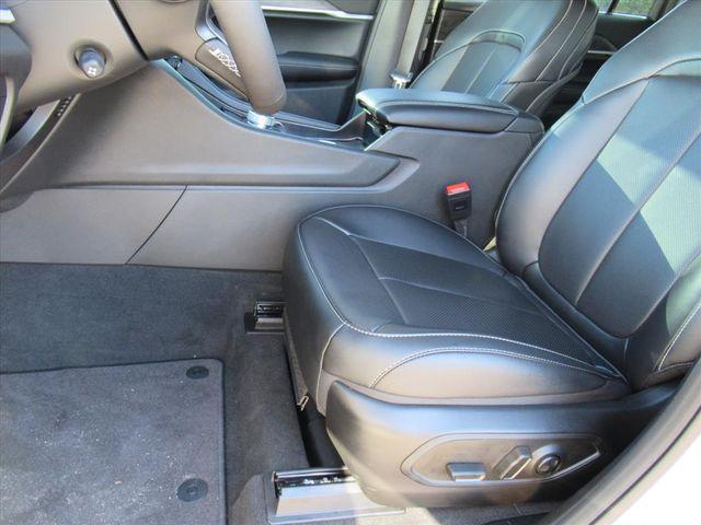 new 2025 Jeep Grand Cherokee L car, priced at $40,135