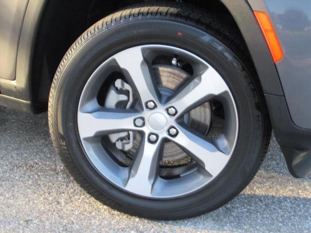 new 2026 Jeep Grand Cherokee L car, priced at $41,352