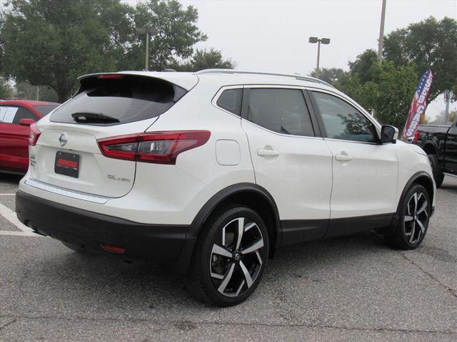 used 2021 Nissan Rogue Sport car, priced at $15,997