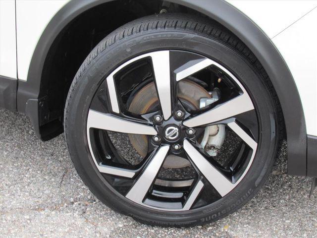 used 2021 Nissan Rogue Sport car, priced at $15,997