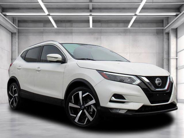 used 2021 Nissan Rogue Sport car, priced at $15,997