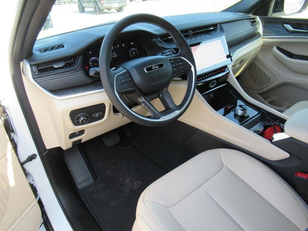new 2026 Jeep Grand Cherokee L car, priced at $45,053