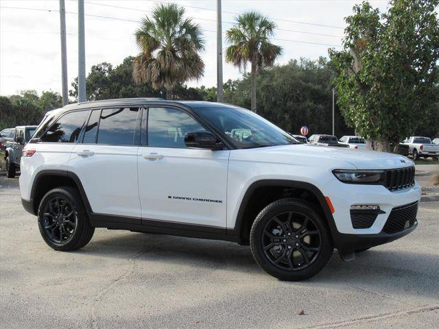 new 2025 Jeep Grand Cherokee car, priced at $41,196