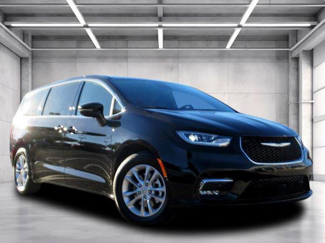 new 2026 Chrysler Pacifica car, priced at $41,020