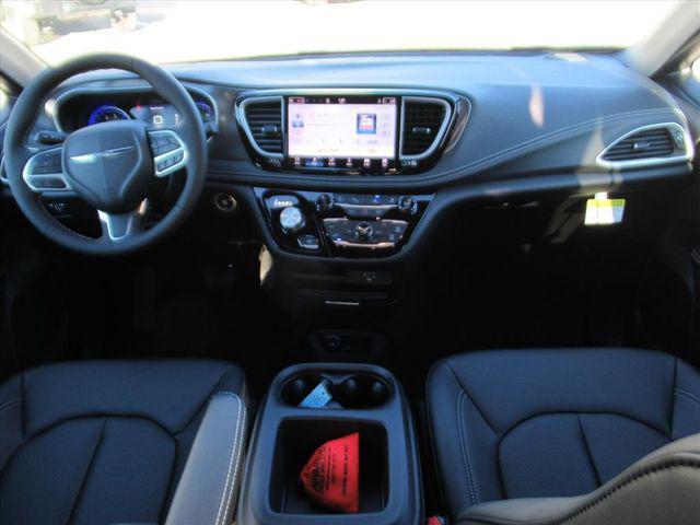 new 2026 Chrysler Pacifica car, priced at $41,020