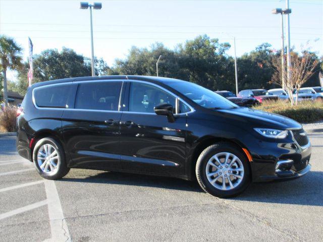 new 2026 Chrysler Pacifica car, priced at $41,020