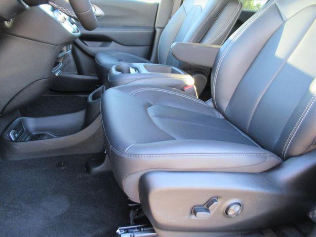 new 2026 Chrysler Pacifica car, priced at $41,020