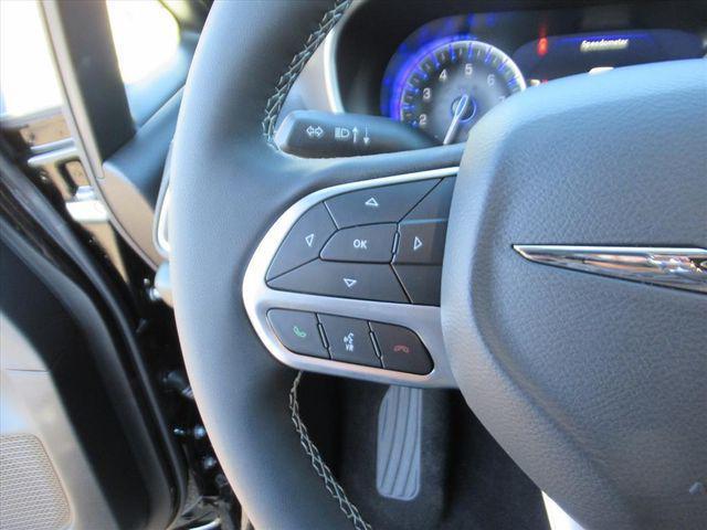 new 2026 Chrysler Pacifica car, priced at $41,020