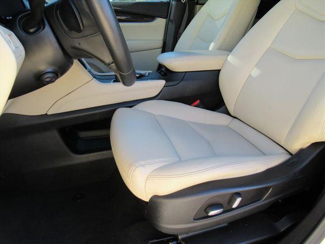 used 2019 Cadillac XT5 car, priced at $19,492