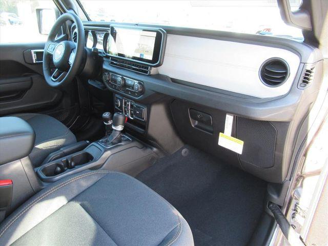 new 2026 Jeep Gladiator car, priced at $48,425