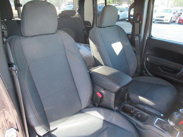 new 2026 Jeep Gladiator car, priced at $48,425