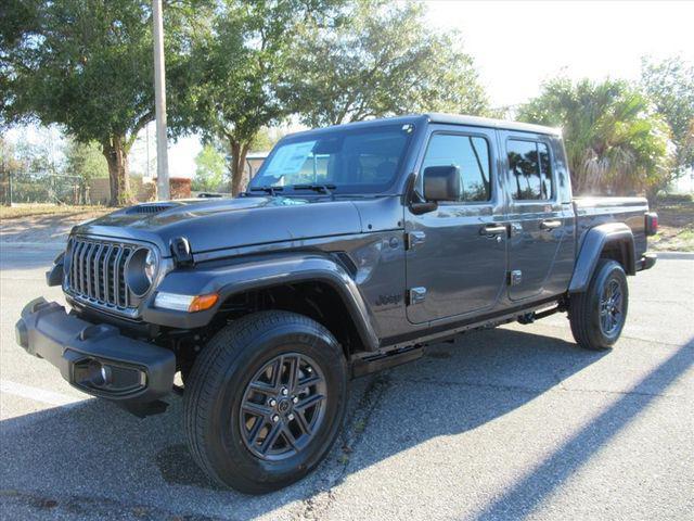 new 2026 Jeep Gladiator car, priced at $48,425