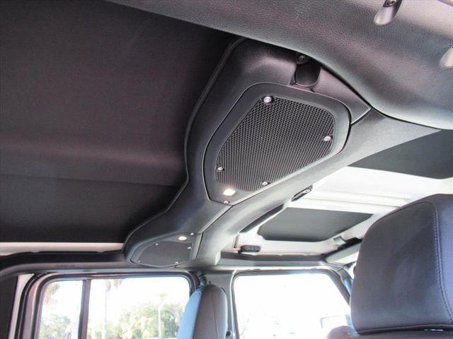 new 2026 Jeep Gladiator car, priced at $46,120