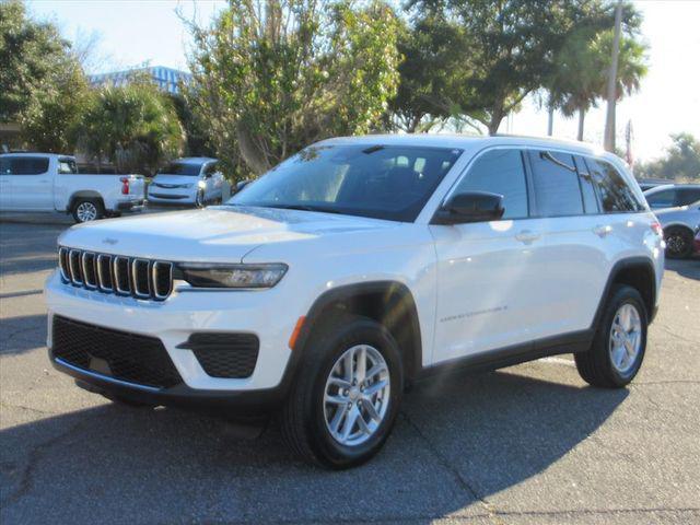 new 2025 Jeep Grand Cherokee car, priced at $28,812