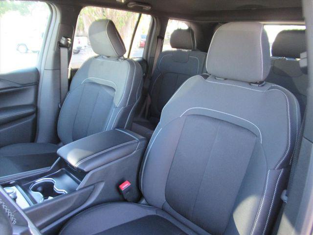 new 2025 Jeep Grand Cherokee car, priced at $28,812