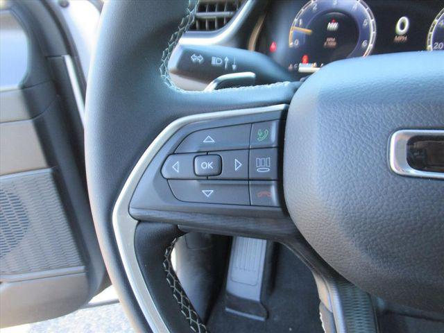 new 2025 Jeep Grand Cherokee car, priced at $28,812