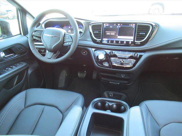 new 2026 Chrysler Pacifica car, priced at $40,032