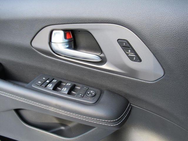 new 2026 Chrysler Pacifica car, priced at $40,032