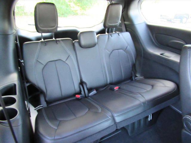 new 2026 Chrysler Pacifica car, priced at $40,032