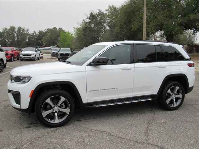 new 2026 Jeep Grand Cherokee car, priced at $44,486