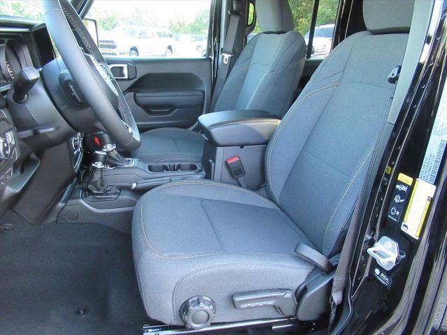 new 2026 Jeep Gladiator car, priced at $40,276