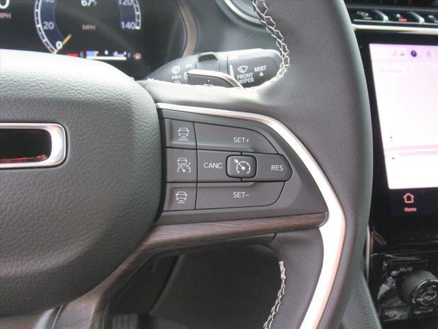 new 2025 Jeep Grand Cherokee car, priced at $37,645