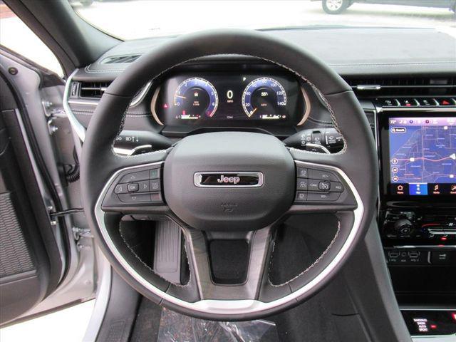 new 2025 Jeep Grand Cherokee car, priced at $35,915