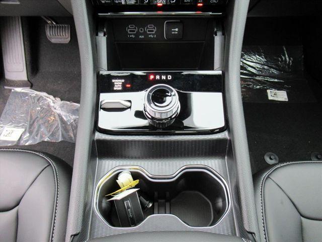 new 2025 Jeep Grand Cherokee car, priced at $35,915