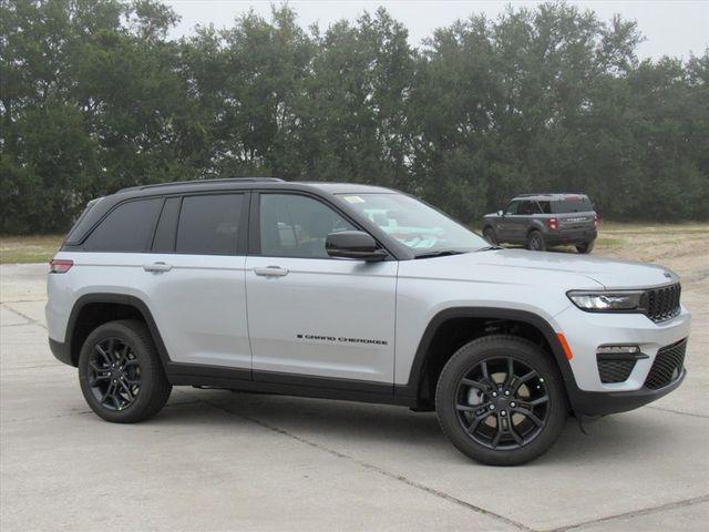 new 2025 Jeep Grand Cherokee car, priced at $35,915