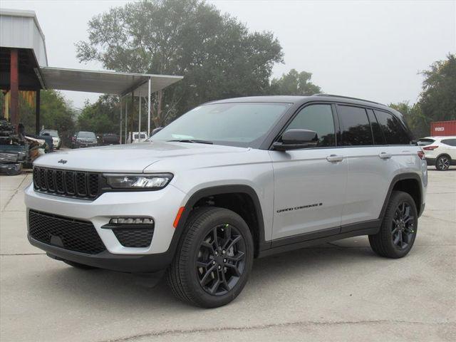 new 2025 Jeep Grand Cherokee car, priced at $35,915