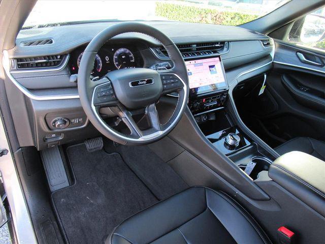 new 2025 Jeep Grand Cherokee L car, priced at $33,882