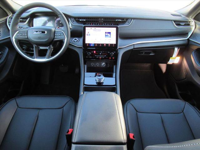 new 2025 Jeep Grand Cherokee L car, priced at $33,882