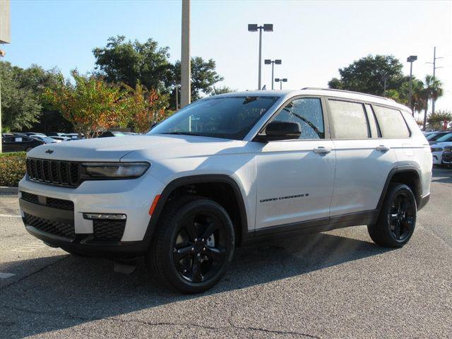 new 2025 Jeep Grand Cherokee L car, priced at $33,882