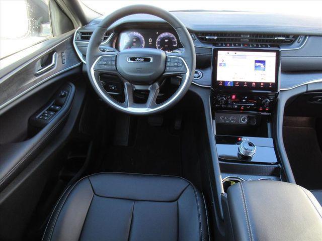 new 2025 Jeep Grand Cherokee L car, priced at $33,882