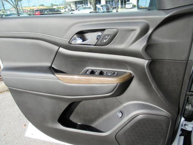 used 2023 GMC Acadia car, priced at $33,323