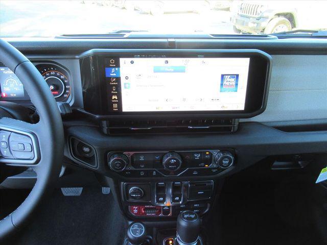 new 2026 Jeep Wrangler car, priced at $43,689