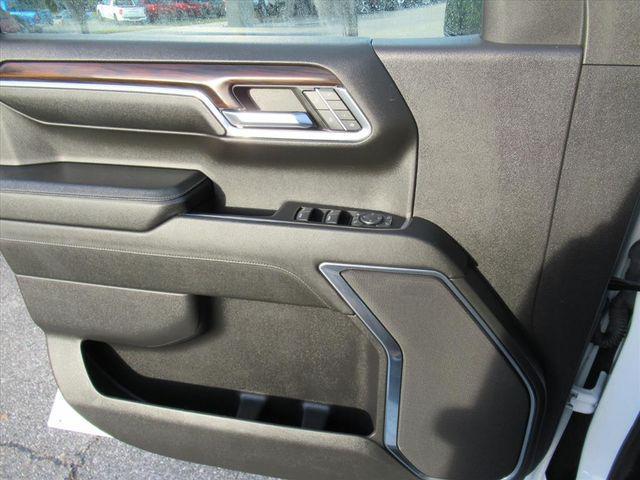 used 2024 GMC Sierra 1500 car, priced at $43,231