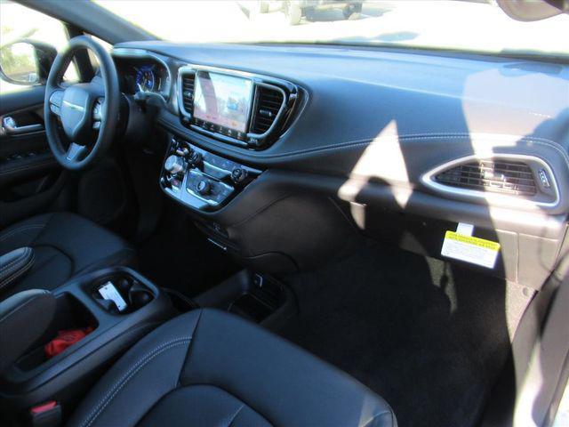 new 2026 Chrysler Pacifica car, priced at $42,968