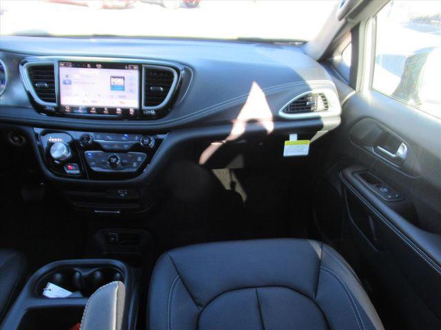 new 2026 Chrysler Pacifica car, priced at $42,968