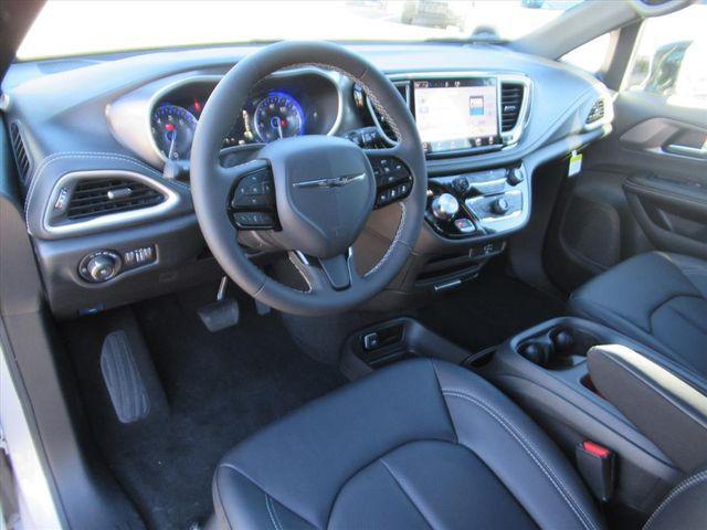 new 2026 Chrysler Pacifica car, priced at $42,968