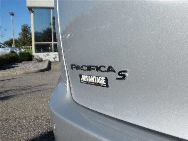 new 2026 Chrysler Pacifica car, priced at $42,968