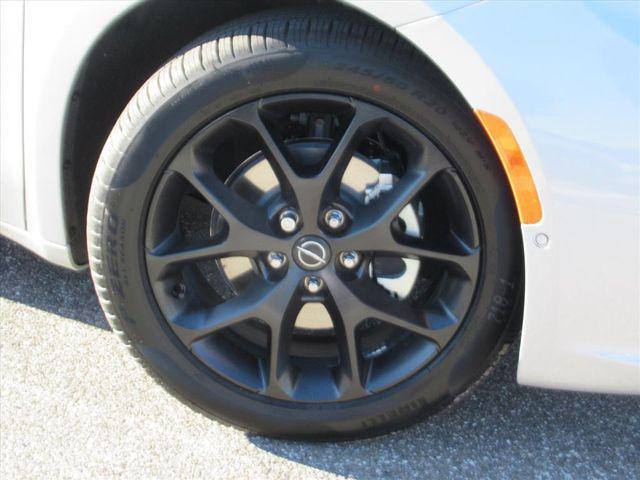 new 2026 Chrysler Pacifica car, priced at $42,968