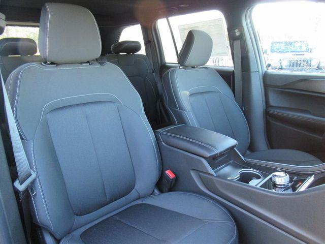 new 2025 Jeep Grand Cherokee car, priced at $26,777