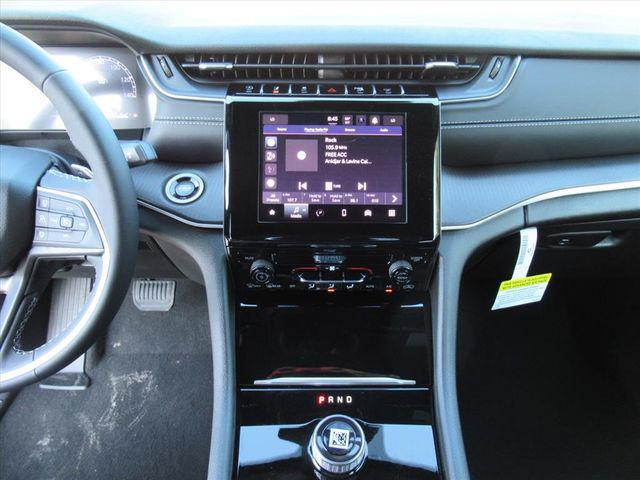 new 2025 Jeep Grand Cherokee car, priced at $26,777